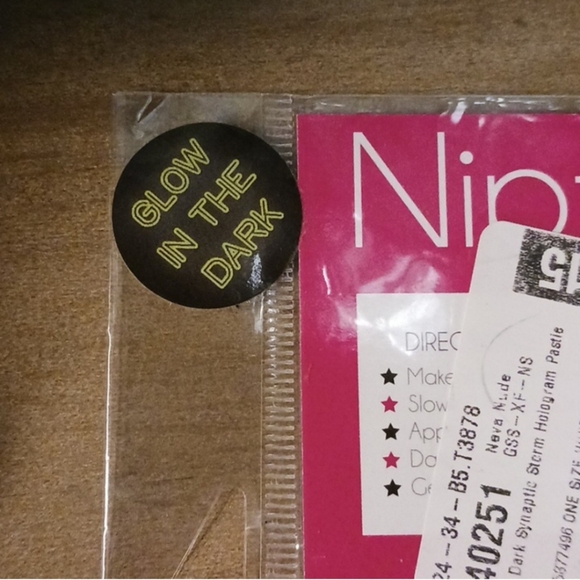 Rave Glow In The Dark  Pasties - Picture 3 of 3